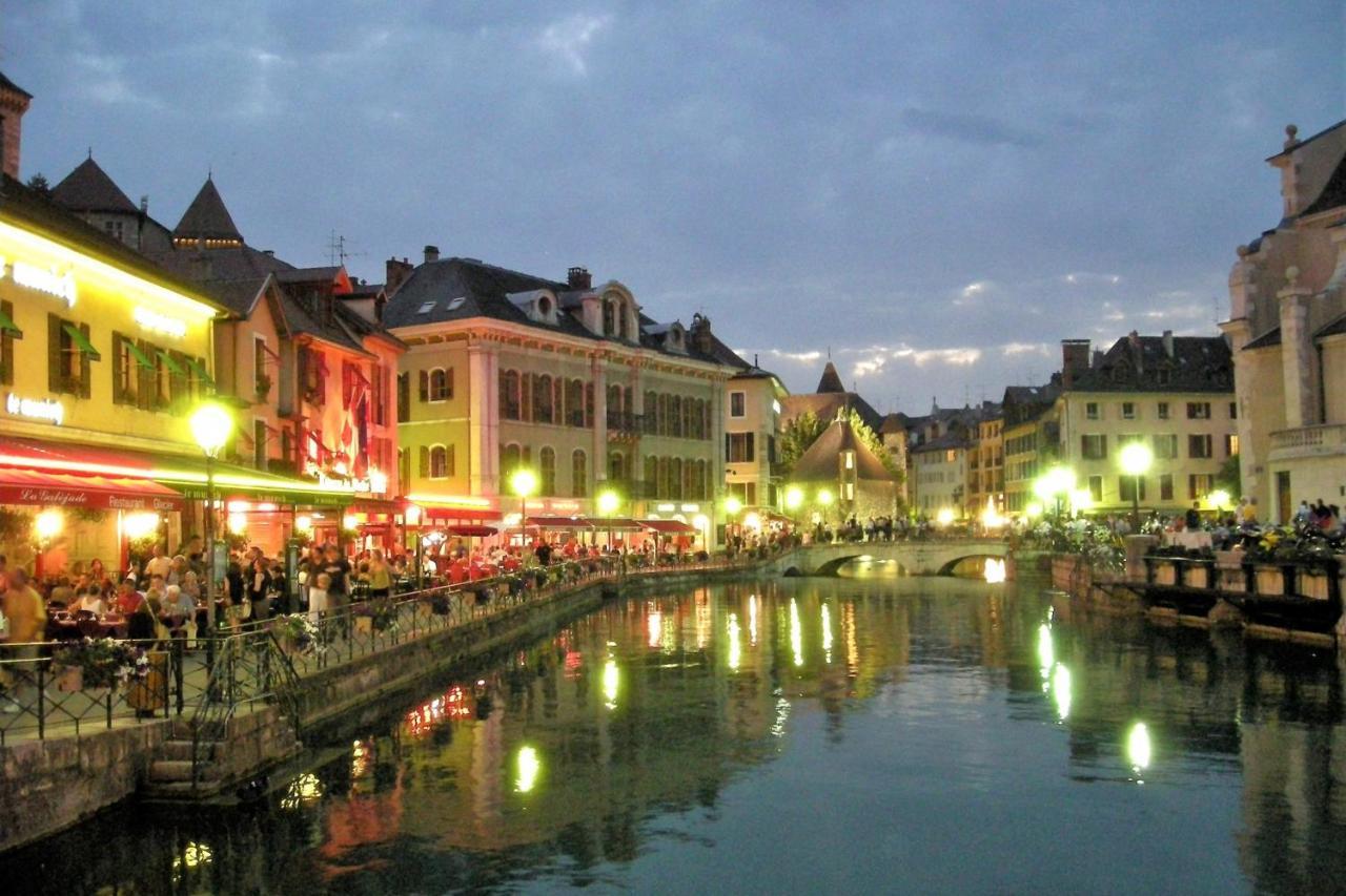 Le Family Lodge 2 Chambres 4 Personnes Classe 3 Etoiles Annecy Eksteriør billede