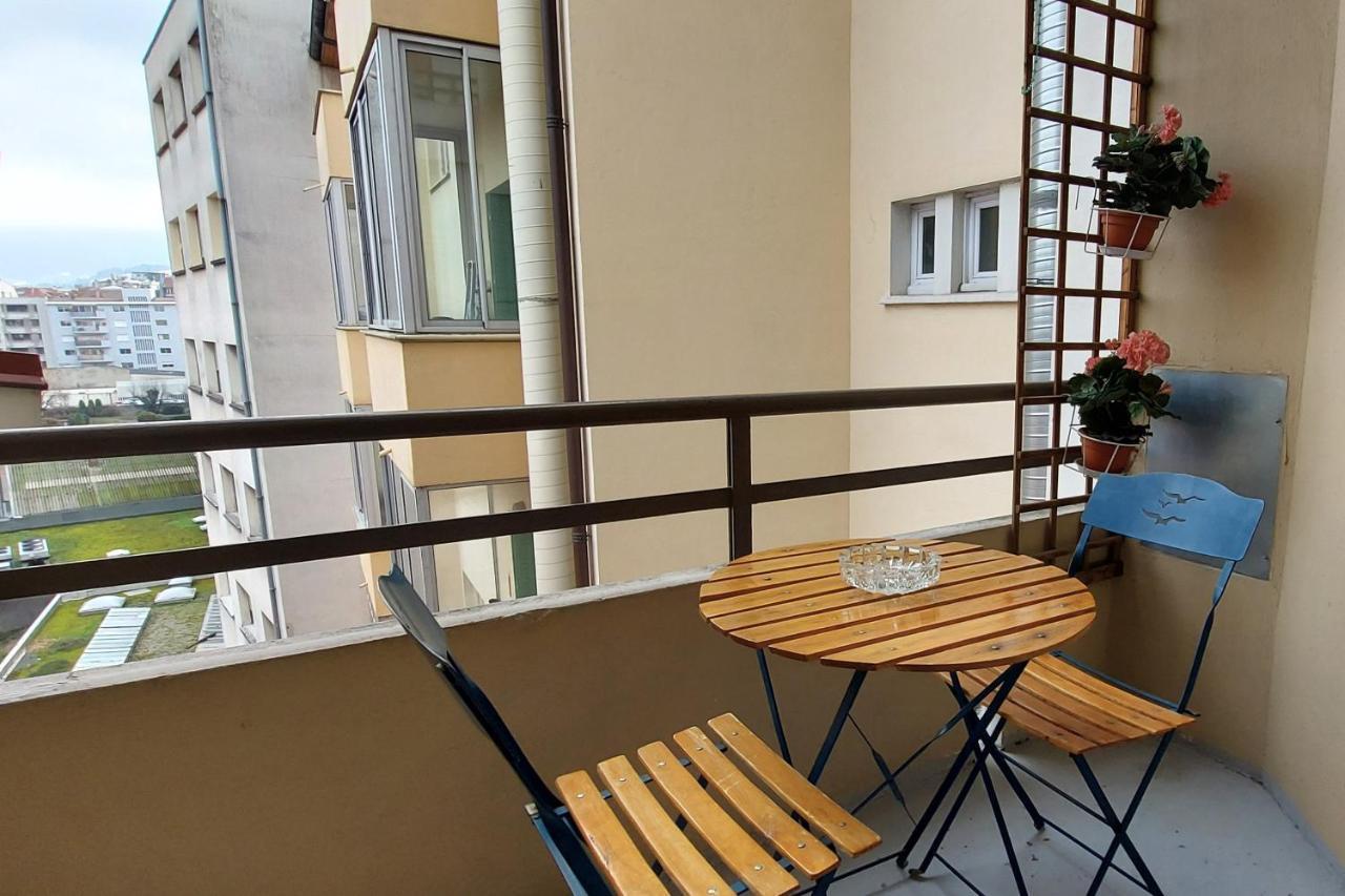 Le Family Lodge 2 Chambres 4 Personnes Classe 3 Etoiles Annecy Eksteriør billede